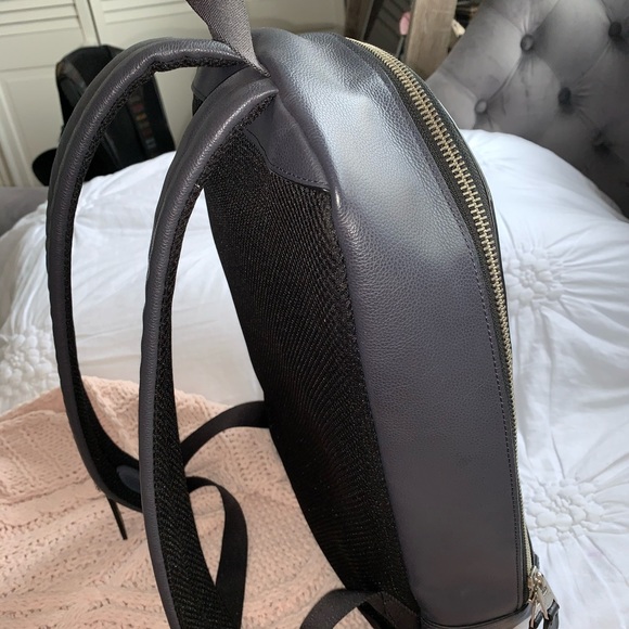 Authentic Coach Men’s Backpack - Picture 2 of 5